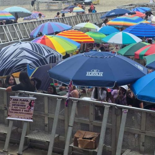 Verão Maior Paraná: público madruga e garante lugar para show de Ana Castela no Litoral