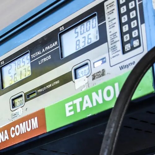 Governo anuncia aumento do etanol na gasolina para 30%