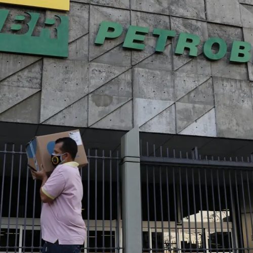 Governo aguarda informações da Petrobras para definir dividendos