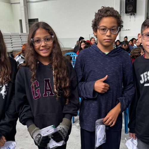 Programa Bons Olhos chega a 1.335 óculos entregues a alunos da rede pública