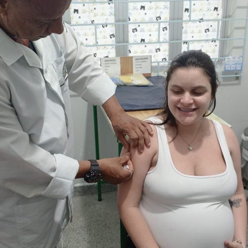 Gestantes: Paraná aplicou mais de 50 mil doses da vacina contra o vírus sincicial respiratório