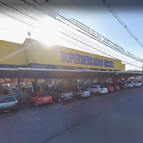 Supermercado Rickli promove ação para contratação de novos colaboradores em Carambeí