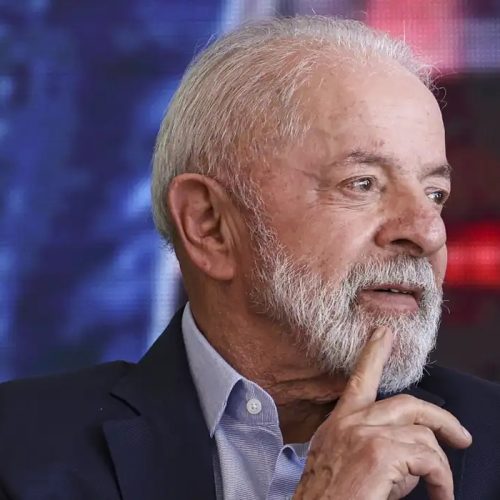 Lula propõe feriado nacional em 2 julho