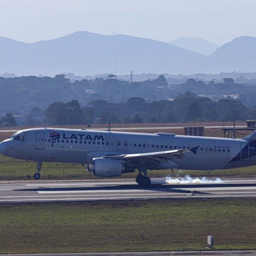 Movimento nos aeroportos internacionais do Paraná cresce 8,3% em setembro