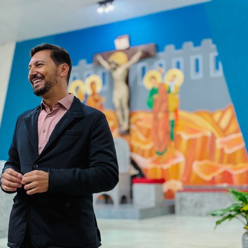 Gratidão, amor e esperança: a mensagem do Pe. Wilson na Missa Jubilar de Carambeí