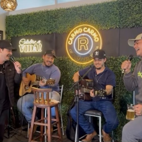 Pedro Sanchez e Thiago fazem parada especial e animam tarde de sábado em Carambeí