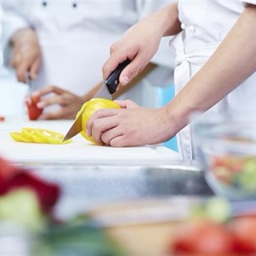 Carambeí abre inscrições para curso gratuito de auxiliar de cozinha