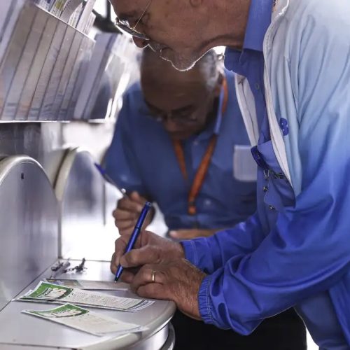 Mega-Sena acumula para R$ 38 milhões; confira os números sorteados