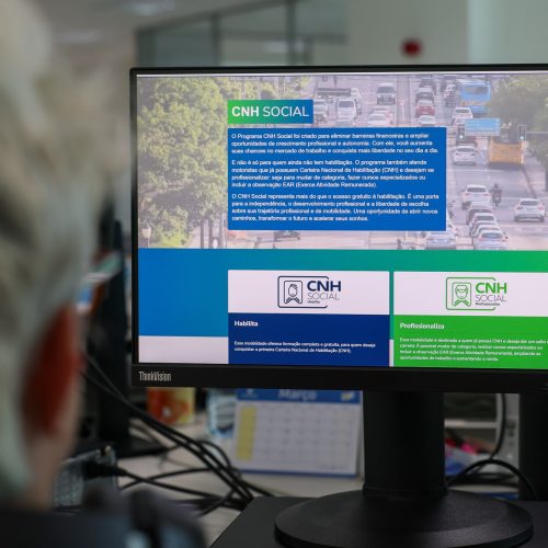 Não há cobrança: Detran-PR alerta sobre golpe com uso do programa CNH Social