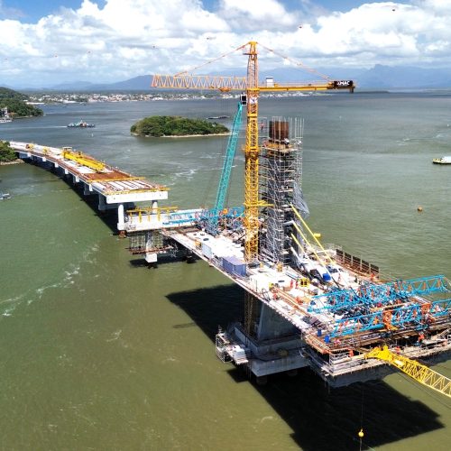 Ponte de Guaratuba já tem cinco pares de estais instalados e mantém bom ritmo de obras