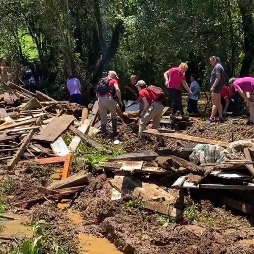 Corpo de Bombeiros encontra menina desaparecida em General Carneiro