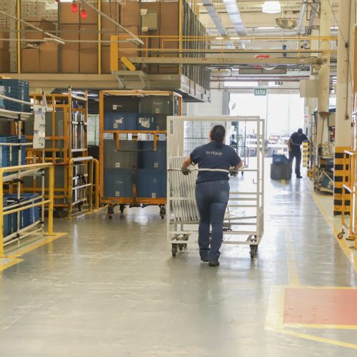 Do estágio ao nível superior: Paraná tem 22 mil vagas de empregos na semana