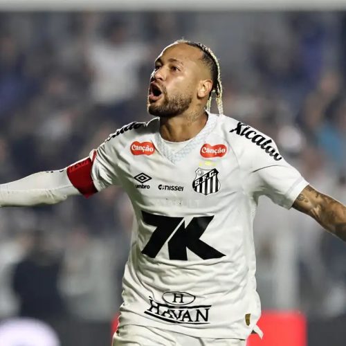 Neymar decide e Santos derrota Flamengo na Vila Belmiro