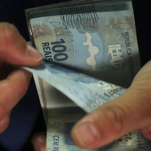 Caixa termina de pagar parcela do Bolsa Família de outubro