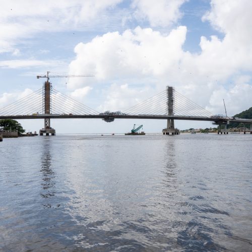Último estai da Ponte de Guaratuba deve ser instalado na virada do mês