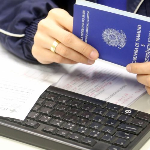 Diferentes níveis de experiência e escolaridade: Paraná tem 21 mil vagas de empregos