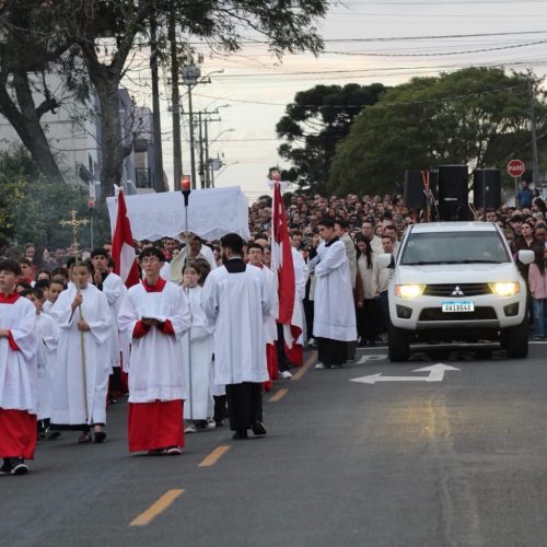 Corpus Christi terá missas e procissão em Carambeí nesta quinta-feira