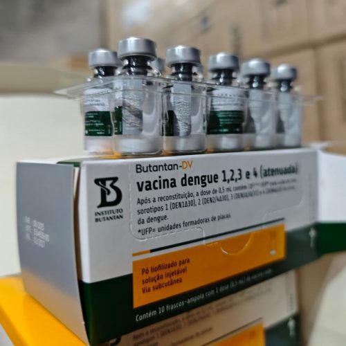 Paraná inicia entrega de vacinas contra dengue e amplia proteção de profissionais de saúde
