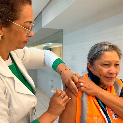 Paraná ultrapassa 2 milhões de doses aplicadas contra a gripe e ocupa 5º lugar no Brasil