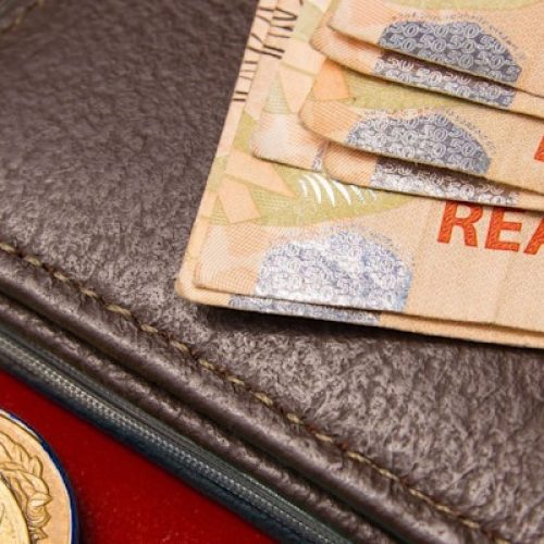 Beneficiários com NIS de final 6 recebem Bolsa Família de agosto