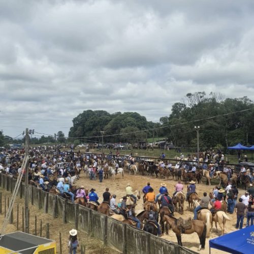 Carambeí vira palco de uma das maiores cavalgadas do Paraná