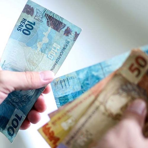 Caixa paga Bolsa Família de agosto a beneficiários com NIS de final 7