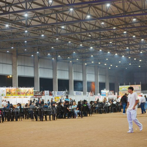 Prefeitura abre chamamento público para exploração comercial na 7ª Festa do Peão de Boiadeiro de Castro