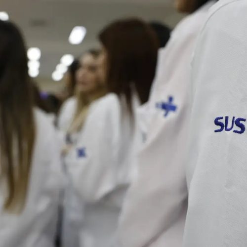 Saúde estende atuação de 676 médicos especialistas no SUS