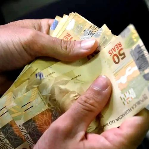 Beneficiários com NIS de final 8 recebem Bolsa Família de agosto