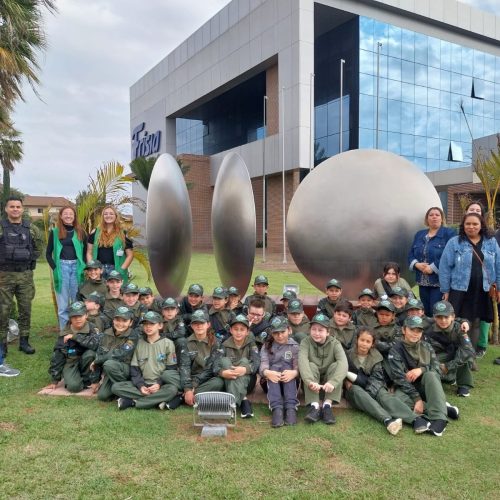 Força Verde Mirim forma nova geração de defensores do meio ambiente em Carambeí