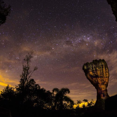 Turismo noturno no Paraná ganha força com rotas culturais, história, música e gastronomia