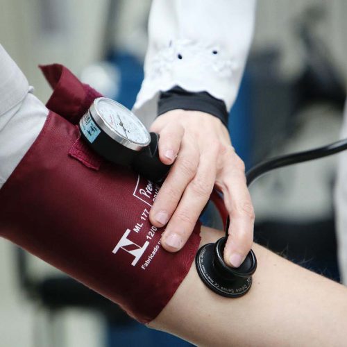 Isenção da taxa de reteste da CNH gera economia de 90% para população em seis meses