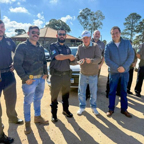 Prefeitura de Castro entrega novos veículos para reforçar a Guarda Patrimonial e a Guarda Municipal