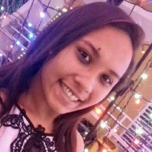 Mulher que morreu ao cair de ônibus em movimento é identificada no PR