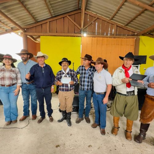 Carambeí homenageia tropeiros históricos durante a 2ª Cavalgada dos amigos