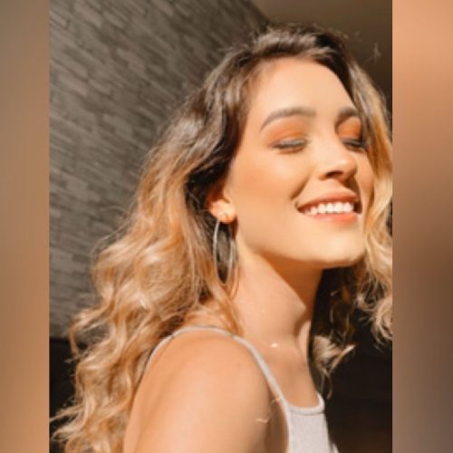 Jovem luta pela vida após ser atropelada; motorista fugiu