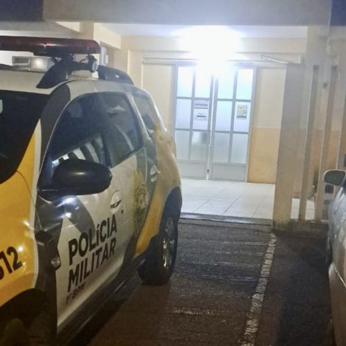 Homem é atingido por disparo de arma de fogo ao presenciar briga em Carambeí