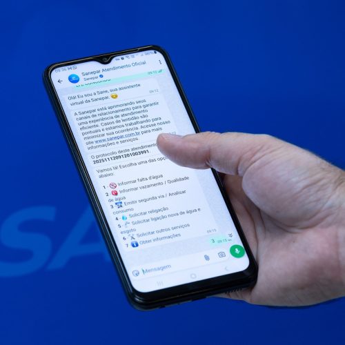 Sem sair de casa: Sanepar lança renegociação de dívidas via WhatsApp