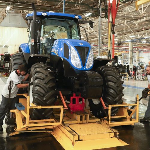 Indústria paranaense foi a segunda que mais cresceu no 1º semestre de 2025, aponta IBGE