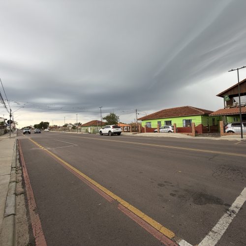 Alerta de tempestade e ventos fortes atinge oito estados neste sábado (5)