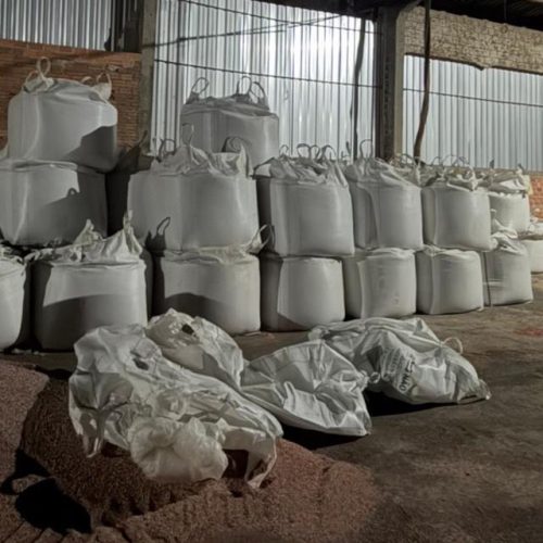 PCPR prende 7 e apreende maquinário para adulteração de fertilizantes em Ponta Grossa