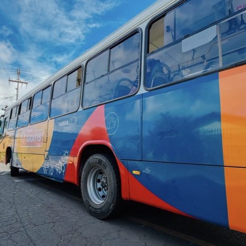 Carambeí lança aplicativo de serviços municipais e Wi-Fi gratuito no Busão Grátis