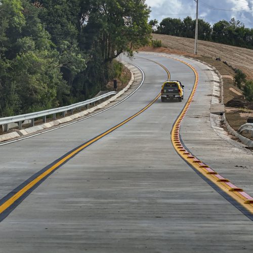 Paraná chega a quase mil quilômetros de rodovias e novas estradas em concreto