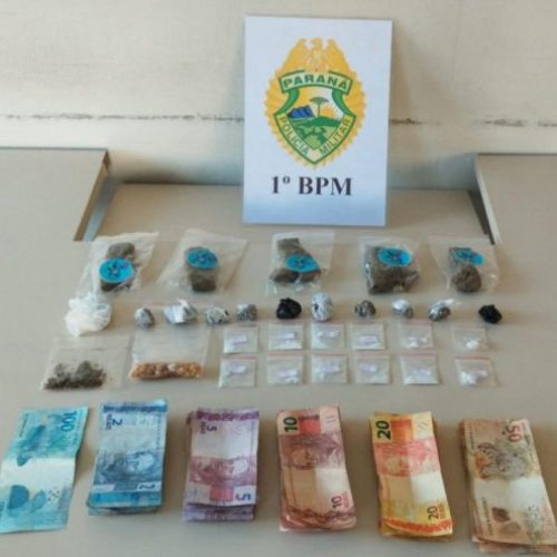 Denúncia leva PM a apreender drogas e dinheiro em casa na região