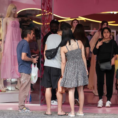 Comércio do Paraná avança acima da média nacional e cresce 3,3% em janeiro