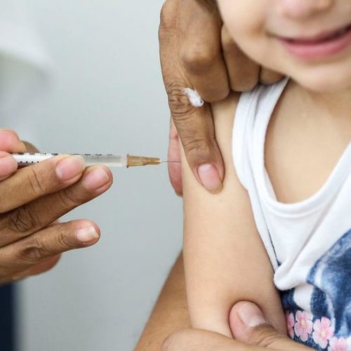 Paraná reforça alerta contra sarampo e importância da vacinação contra o vírus