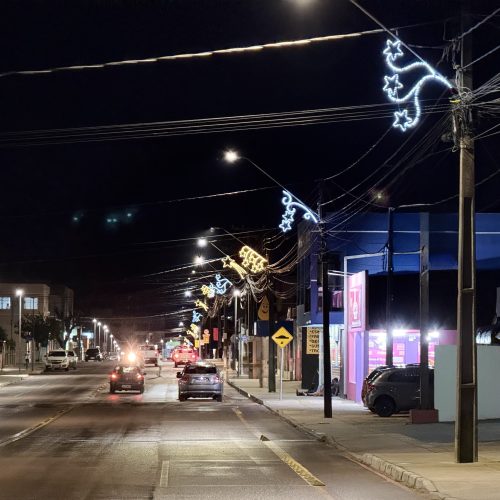 Carambeí inicia iluminação natalina nas principais avenidas