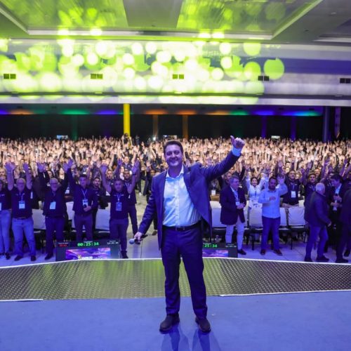 Governador apresenta avanços econômicos do Paraná durante o Varejo Experience Brasil