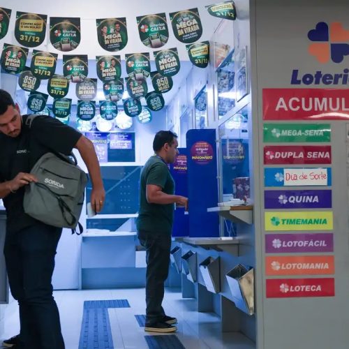 Mega-Sena acumula e prêmio principal vai para R$ 8 milhões