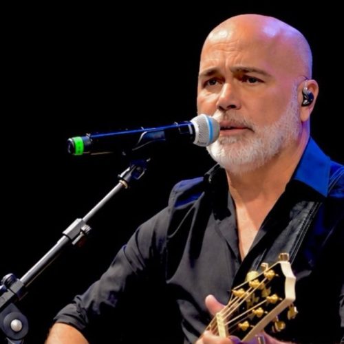Helicóptero com cantor Rick, da dupla com Renner, desaparece em Santa Catarina